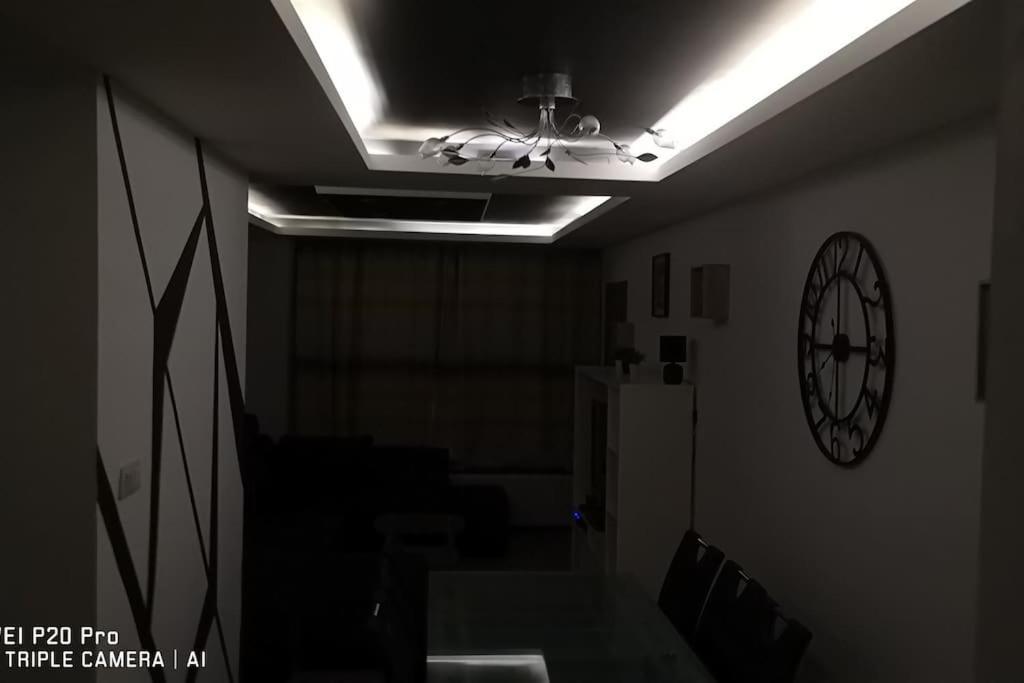 Vue Sur Meuse Avec Jacuzzi Et Sauna Exterieur. Yvoir Kültér fotó