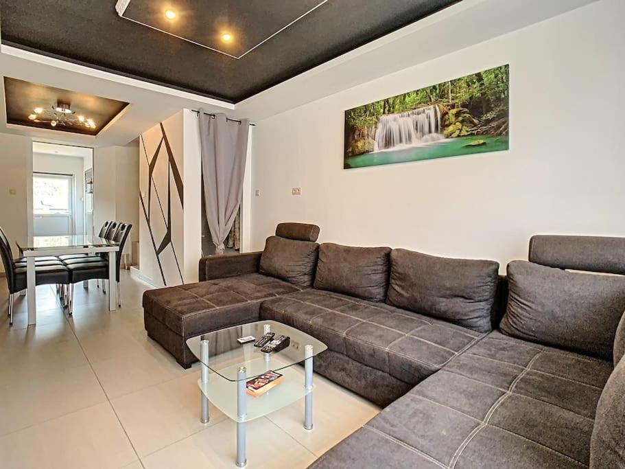 Vue Sur Meuse Avec Jacuzzi Et Sauna Exterieur. Yvoir Kültér fotó