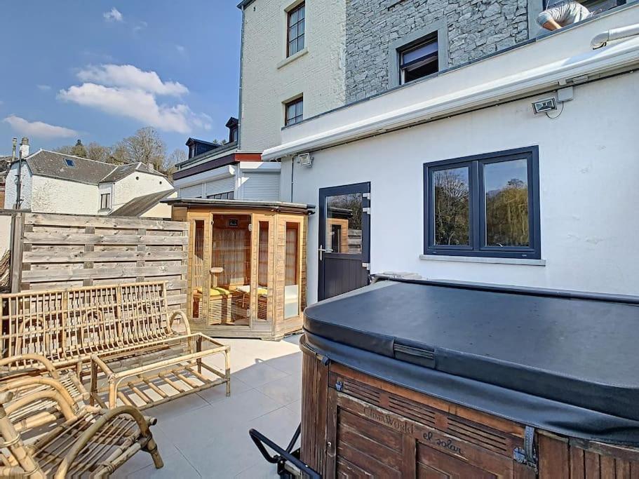 Vue Sur Meuse Avec Jacuzzi Et Sauna Exterieur. Yvoir Kültér fotó